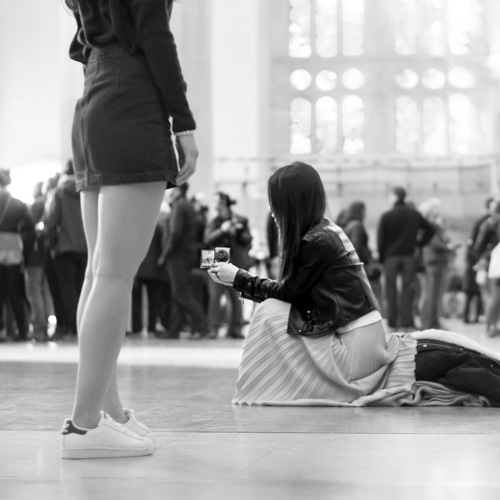 Sagrada Família | La photographe et son modèle. | © Gilles Vanderstraeten