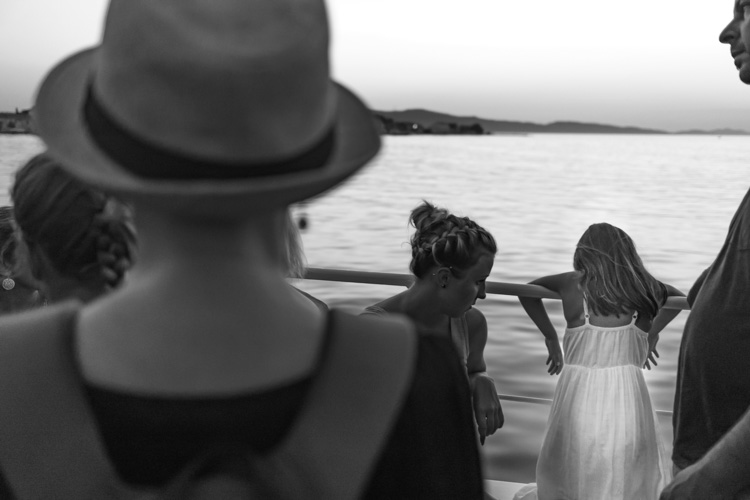 Enfant sur le bateau | © Gilles Vanderstraeten